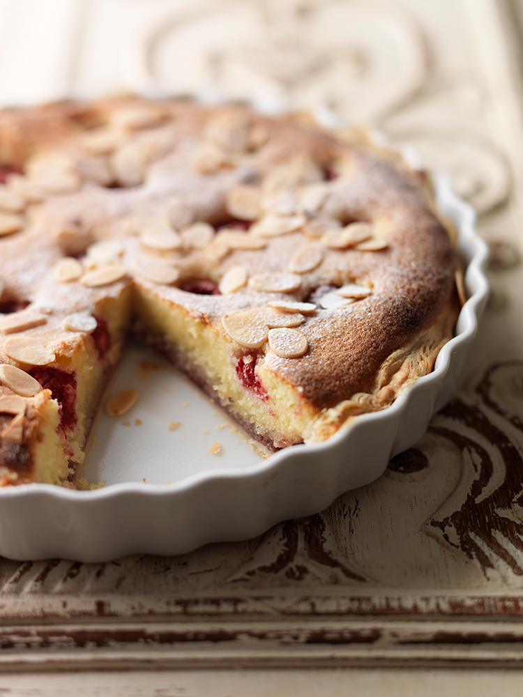 Raspberry almond tart sliced